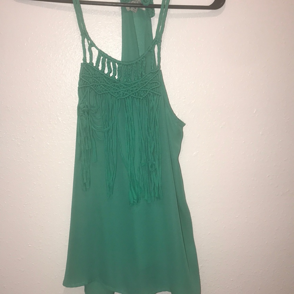 Sleeveless top